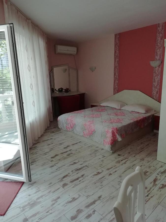 Guest House Orchidea Pomorie Extérieur photo