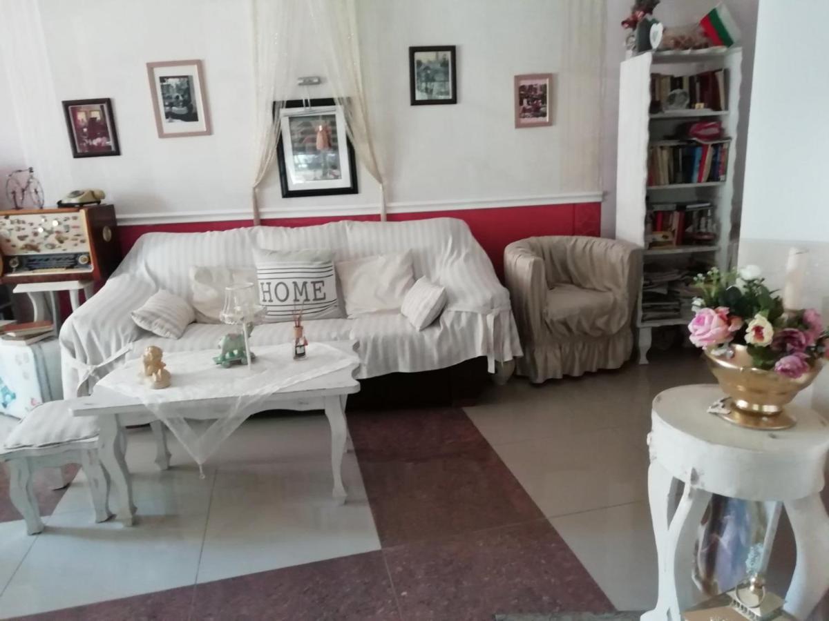 Guest House Orchidea Pomorie Extérieur photo
