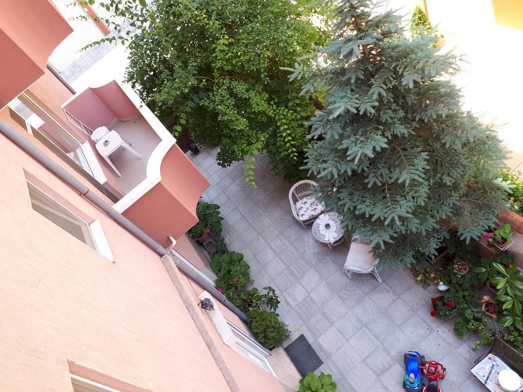 Guest House Orchidea Pomorie Extérieur photo